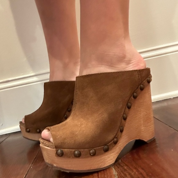 Pedro Garcia Wedges - Picture 1 of 4